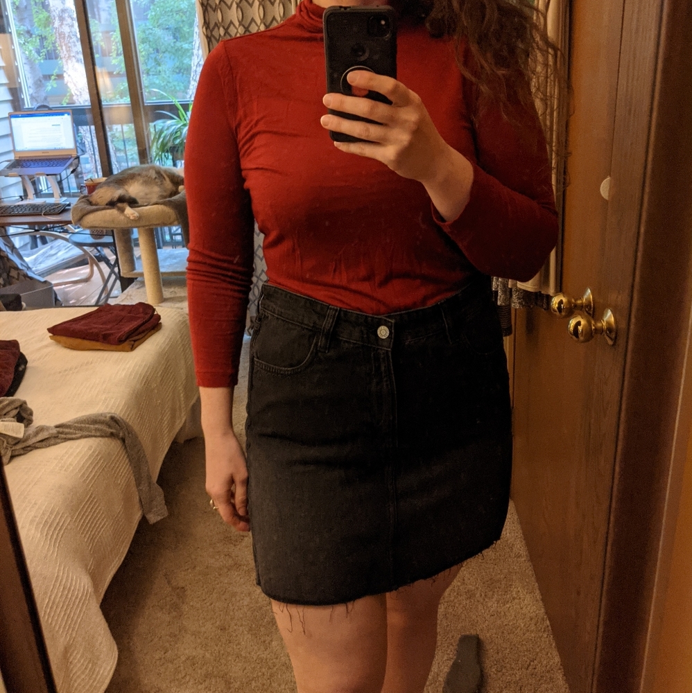 H&M Black Denim Skirt